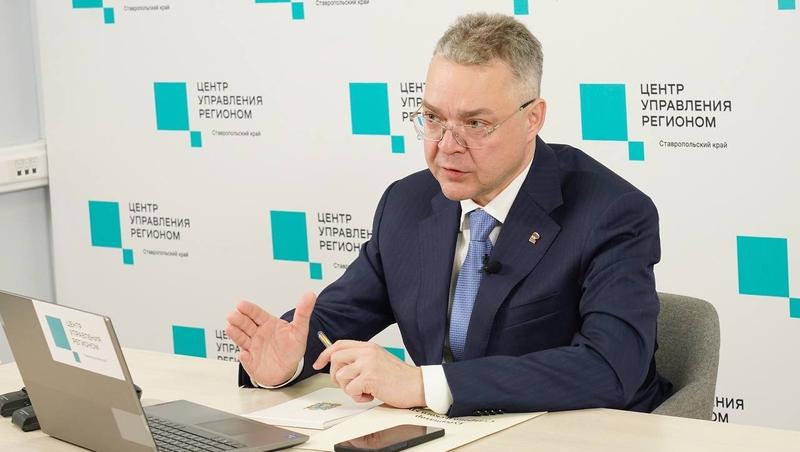 Дорогу к домам бойцов СВО отремонтируют в Горячеводском по поручению губернатора